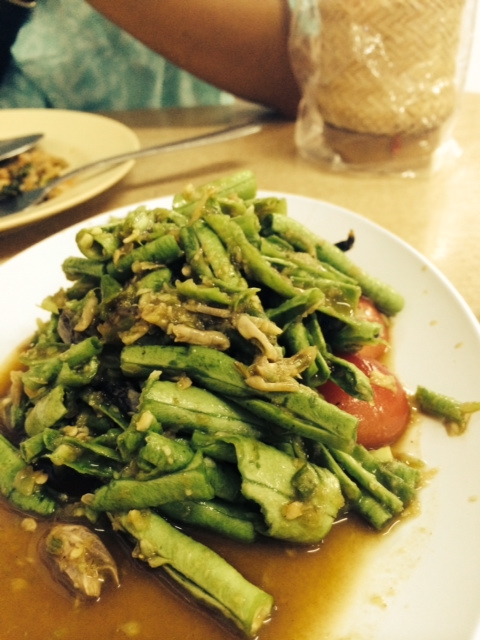 A som tum of green beans at Nomjit